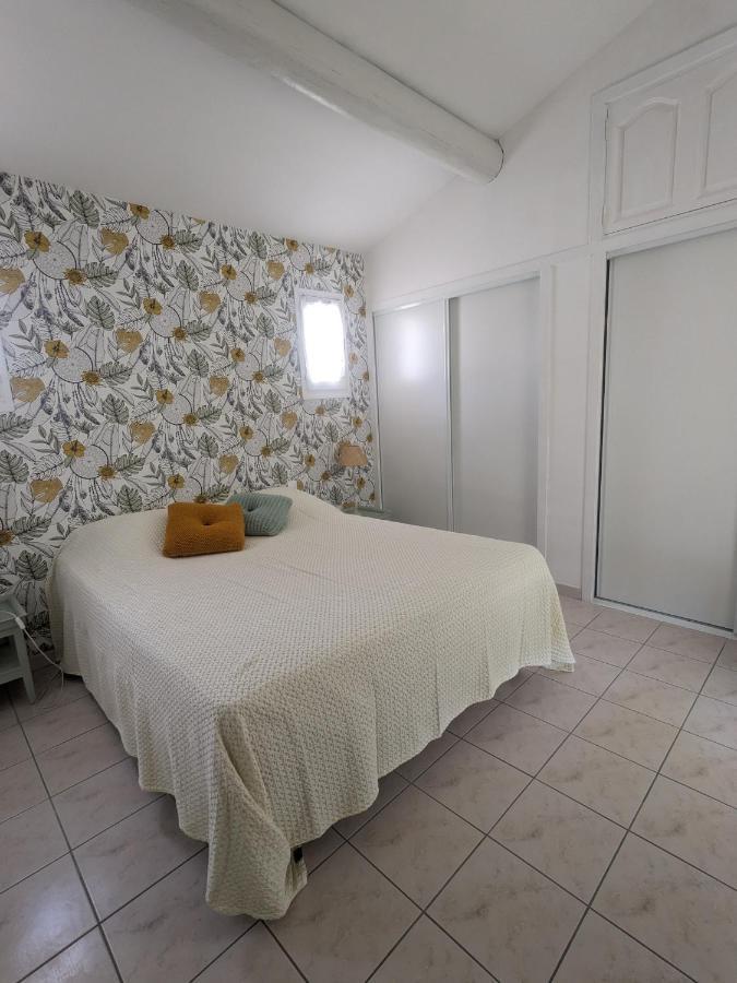 Chambre D'Hote Au Coeur Des Alpilles Bed & Breakfast Mouries Eksteriør bilde