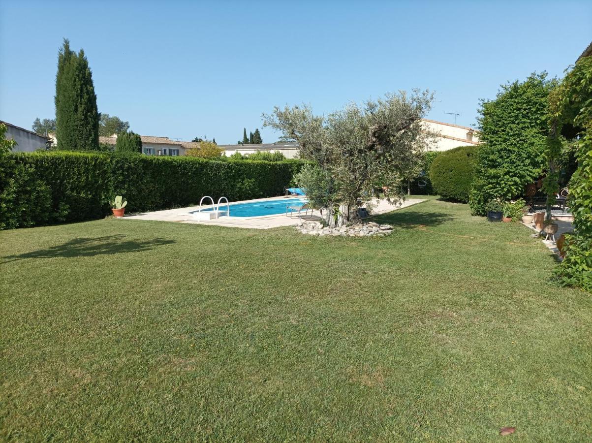 Chambre D'Hote Au Coeur Des Alpilles Mouries Eksteriør bilde